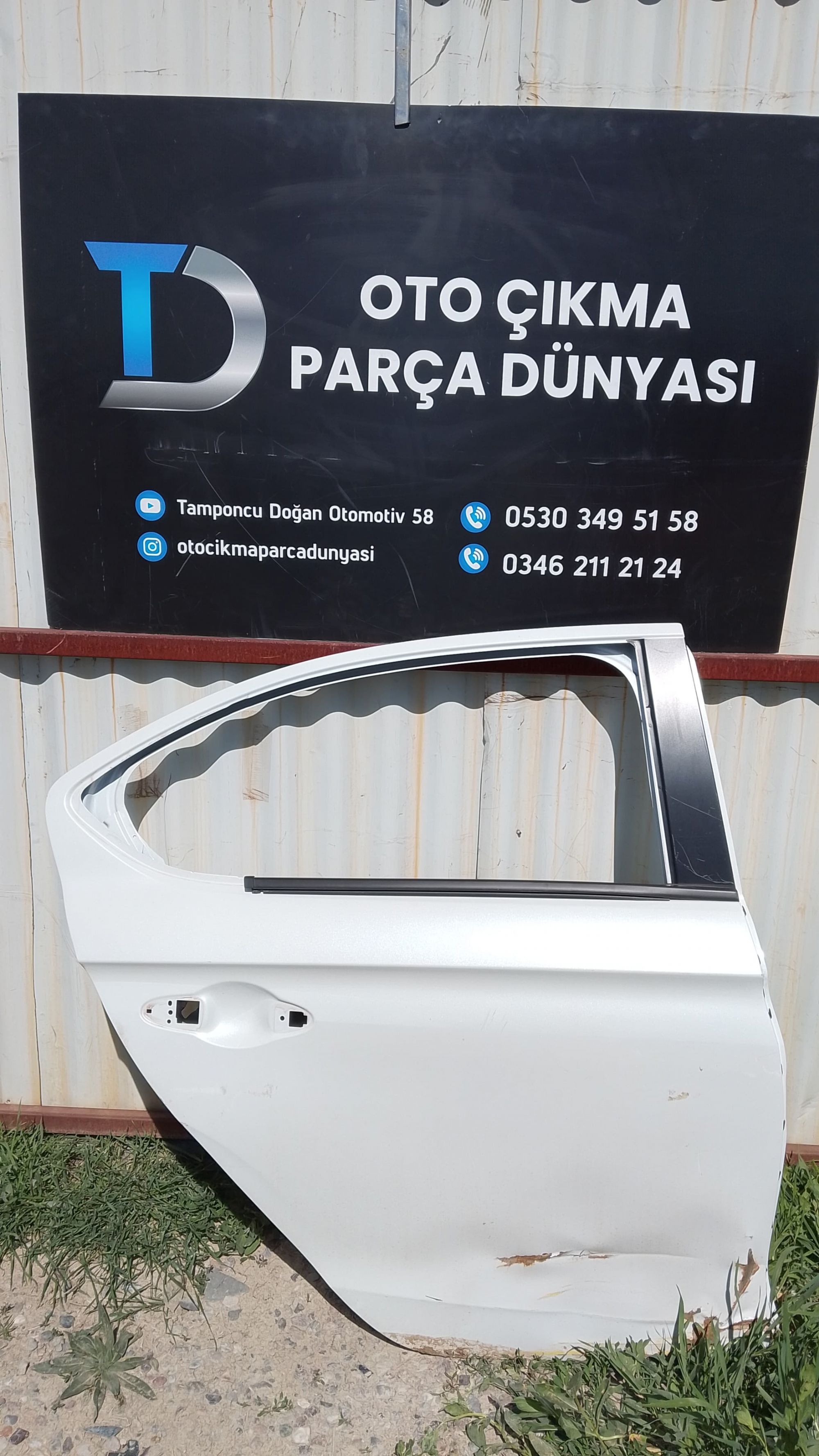 HONDA CİTY SAĞ ARKA KAPI
